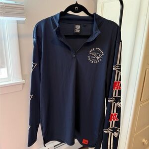 New England Patriots quarter zip. Lightweight & good for layering.
